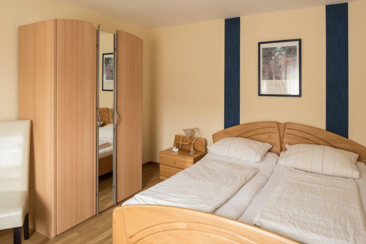 Gaestezimmer Strauss Kottenheim エクステリア 写真